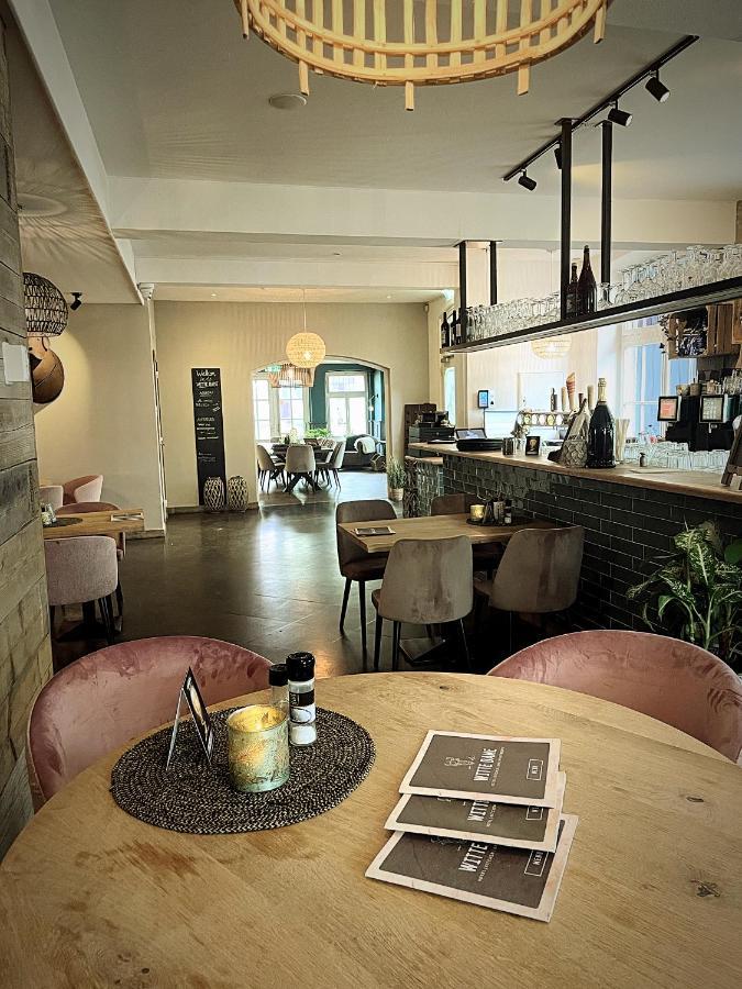 In De Witte Dame Hotel Bar Kitchen Apartments Grubbenvorst ภายนอก รูปภาพ