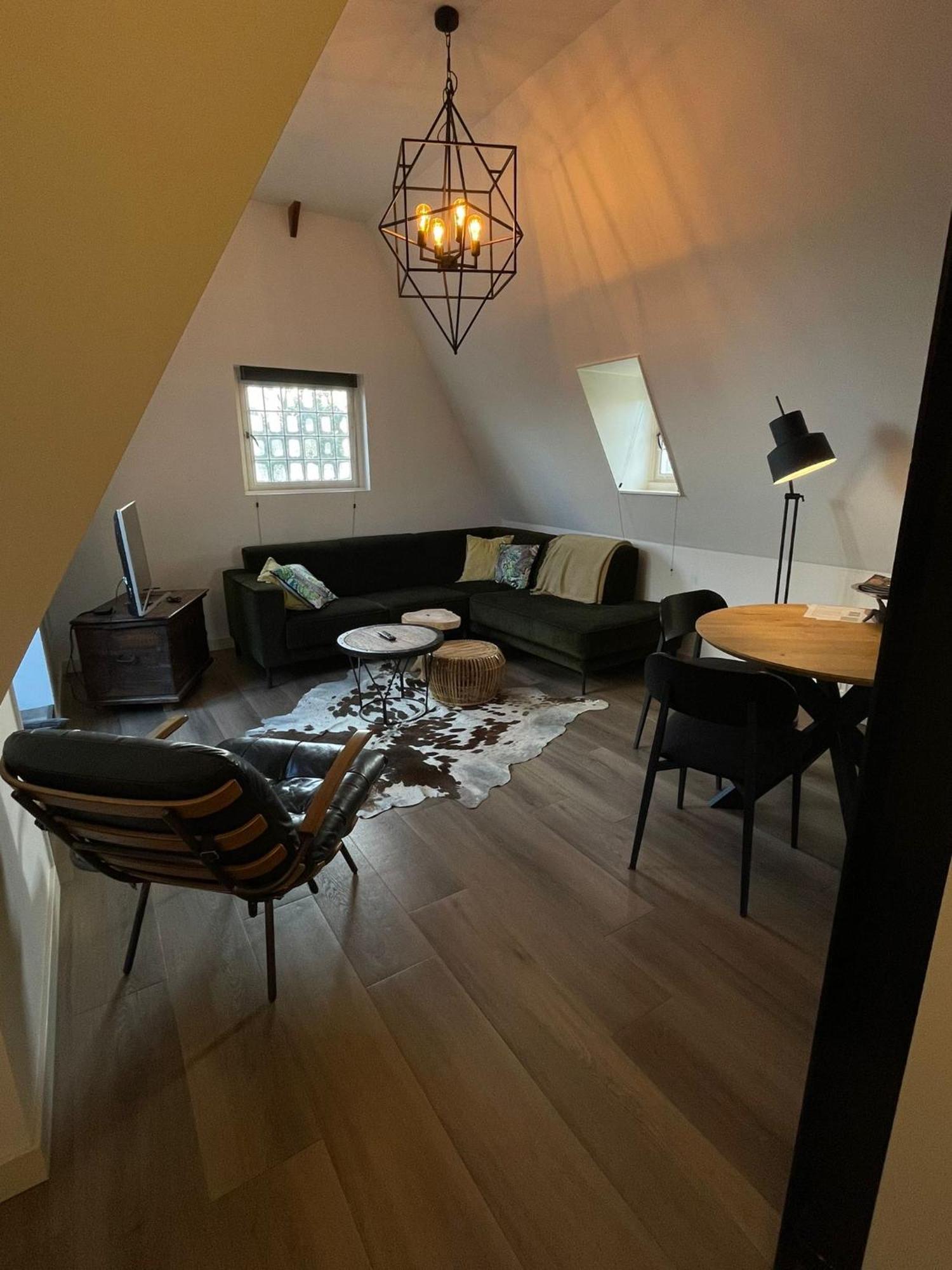 In De Witte Dame Hotel Bar Kitchen Apartments Grubbenvorst ภายนอก รูปภาพ