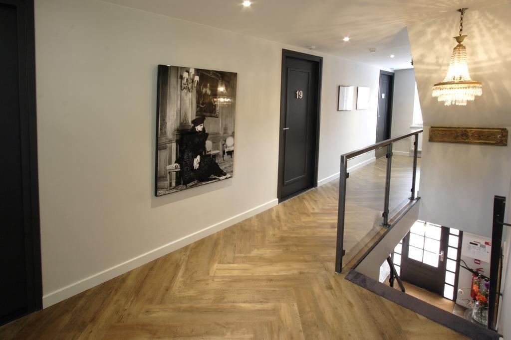 In De Witte Dame Hotel Bar Kitchen Apartments Grubbenvorst ภายนอก รูปภาพ