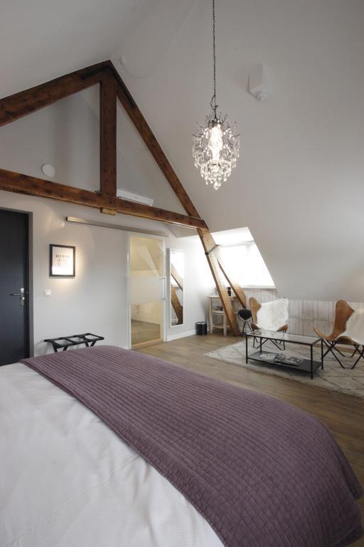 In De Witte Dame Hotel Bar Kitchen Apartments Grubbenvorst ภายนอก รูปภาพ
